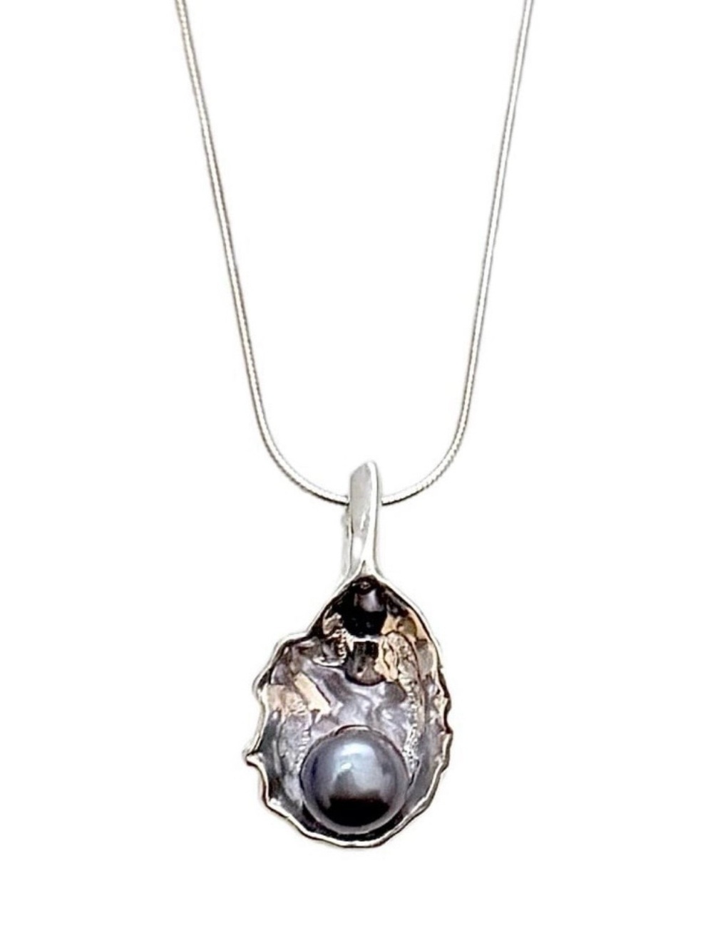 NIB Sterling Silver Oyster Pendant w/ Freshwater Peacock Pearl 18”